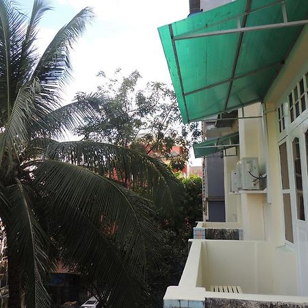 Lotus Bed & Breakfast Yangon Ngoại thất bức ảnh