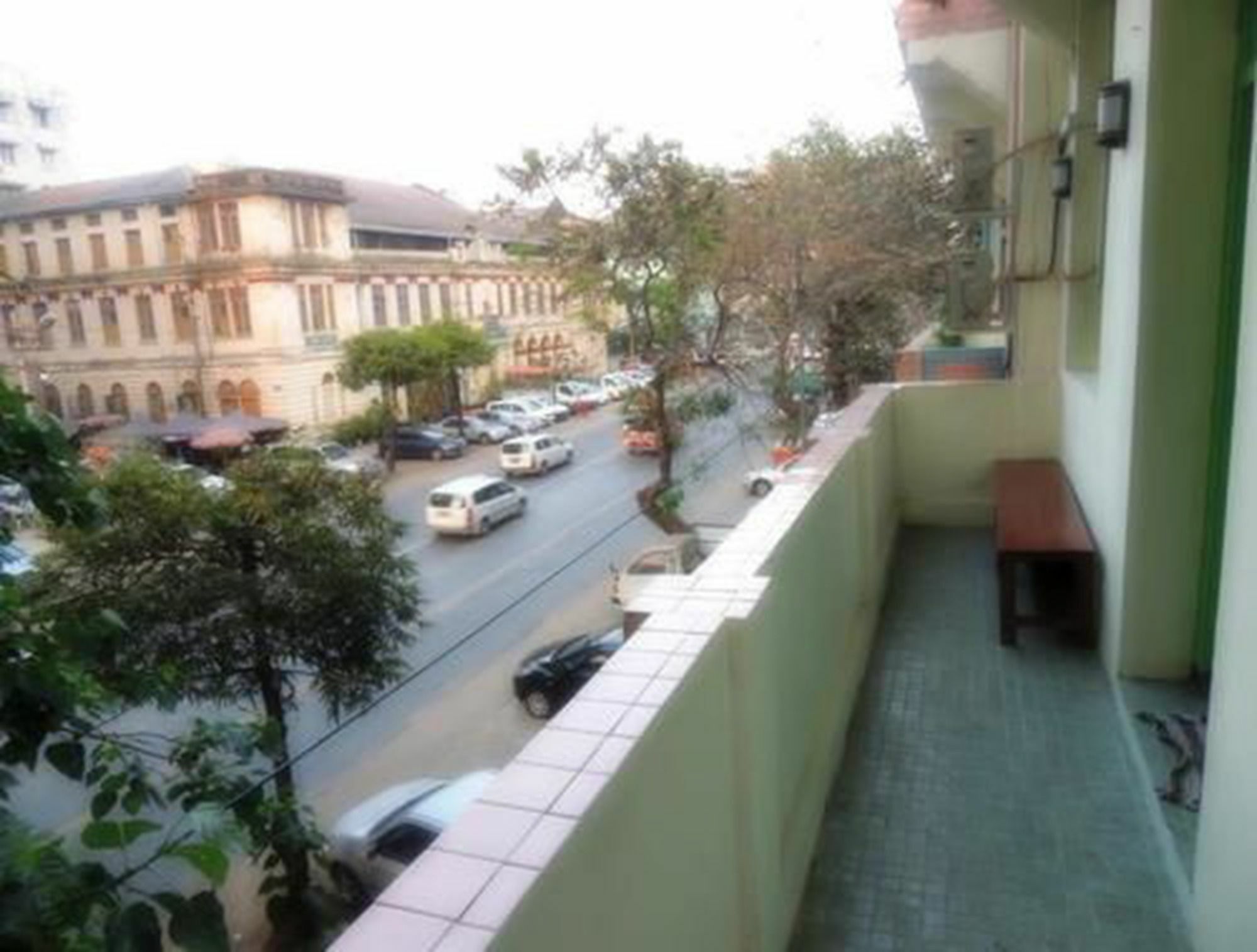 Lotus Bed & Breakfast Yangon Ngoại thất bức ảnh