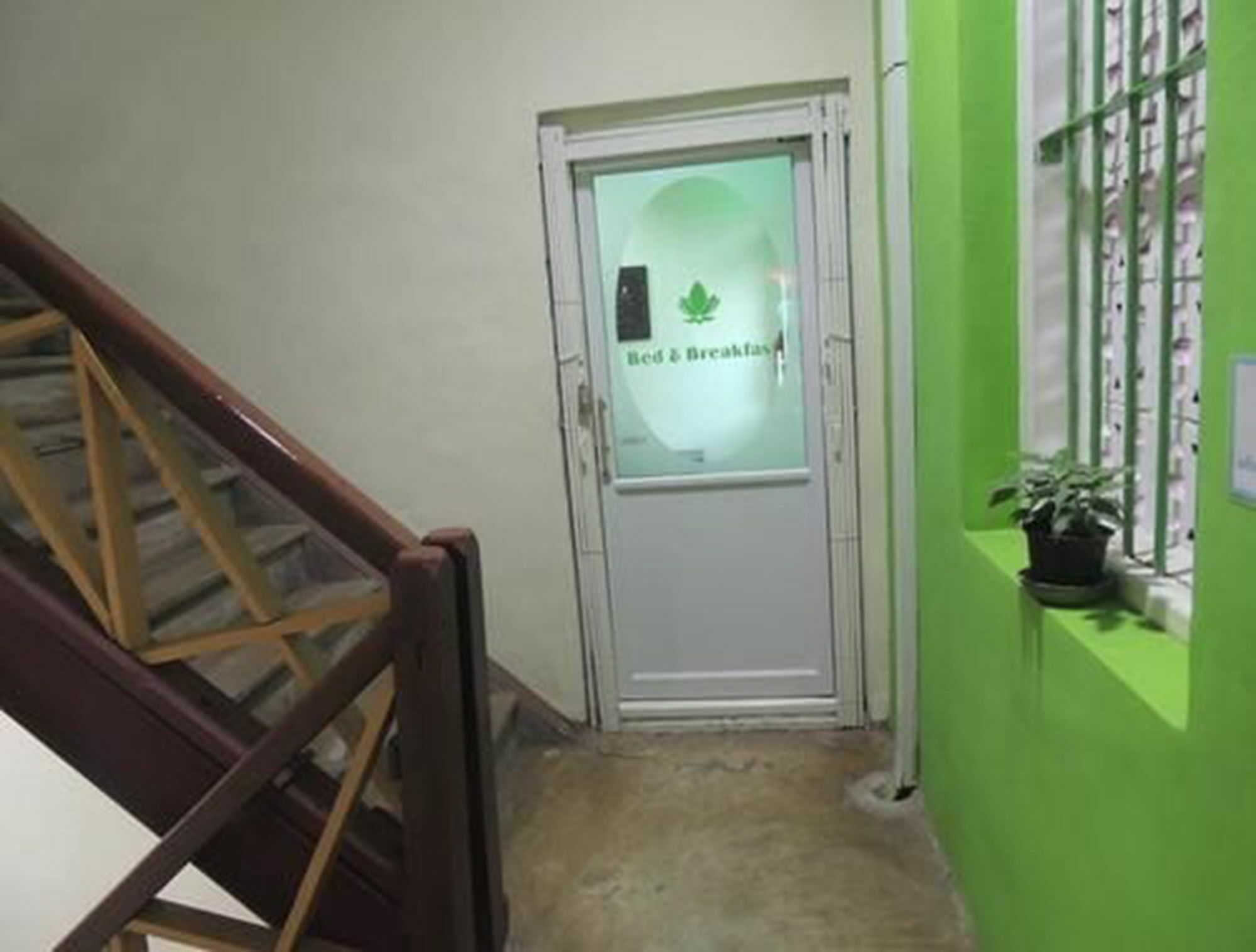 Lotus Bed & Breakfast Yangon Ngoại thất bức ảnh