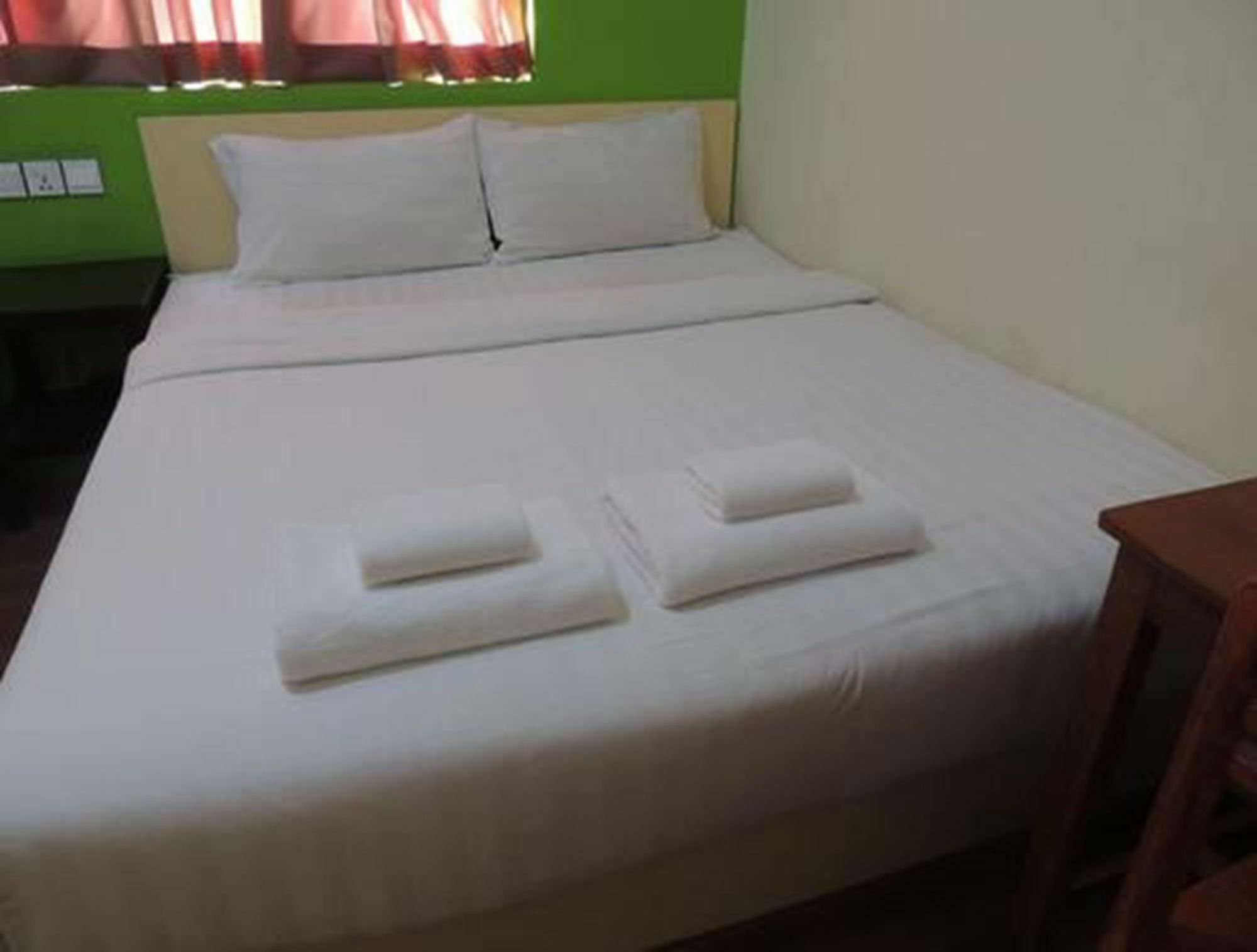 Lotus Bed & Breakfast Yangon Ngoại thất bức ảnh